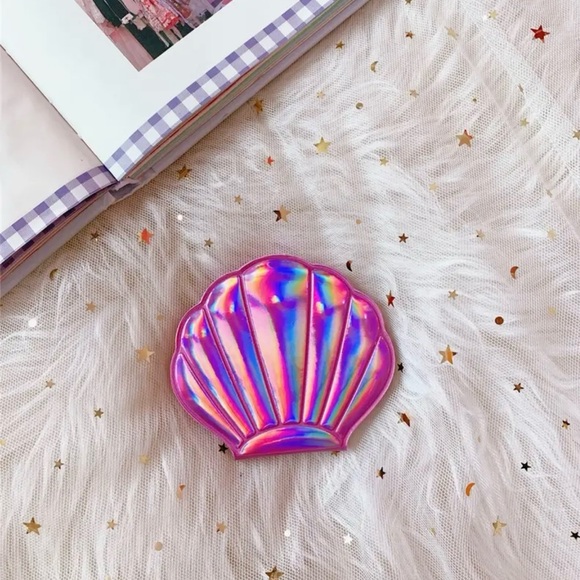 Hot Pink Holographic Sea Shell Compact Mirror - Picture 5 of 16